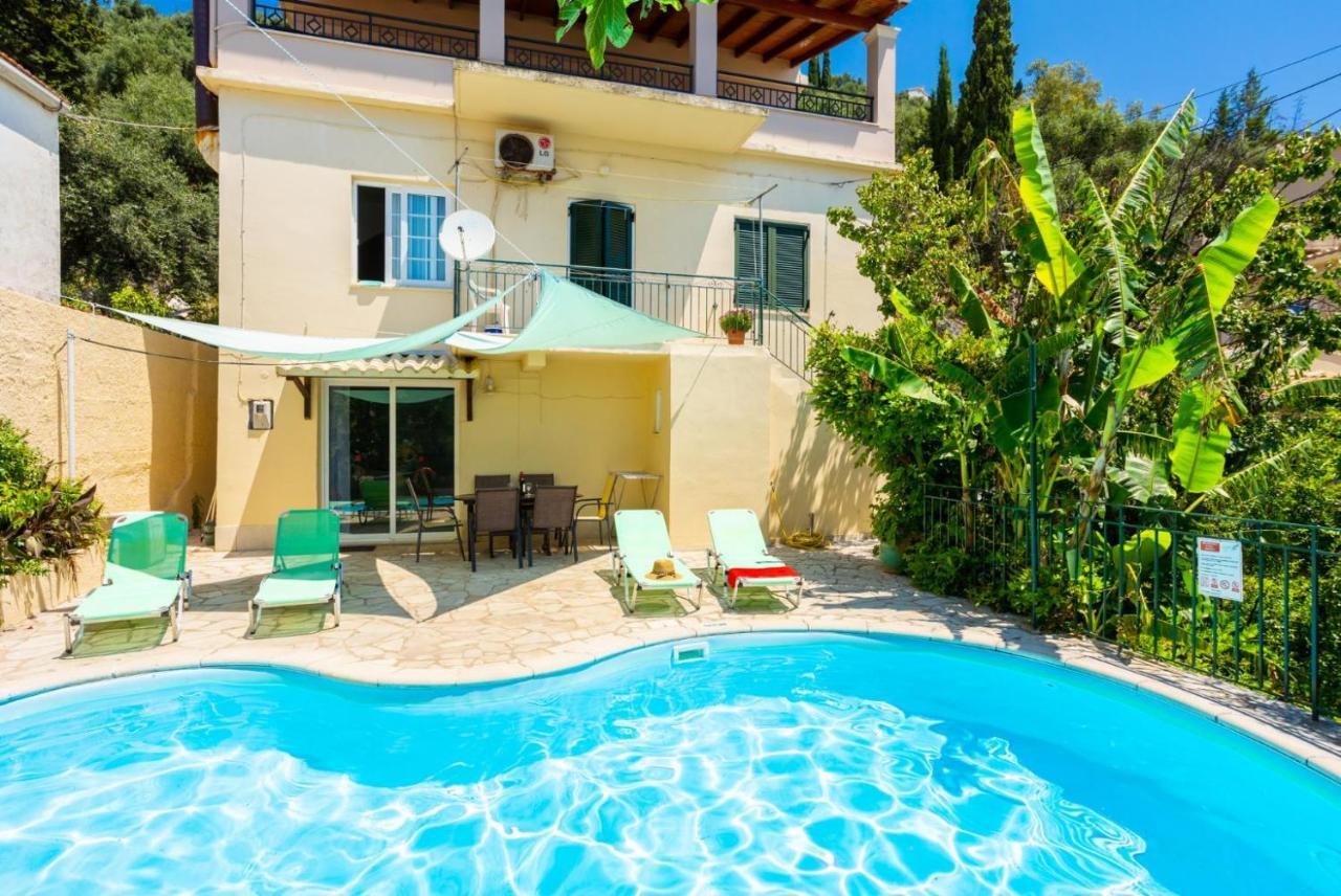 Holiday home Kalliopi